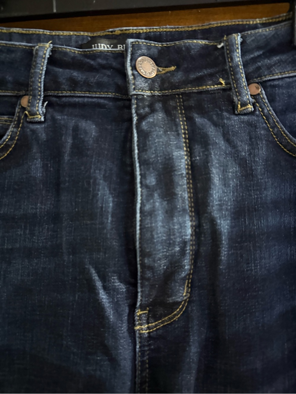 Judy Blue Dark Indigo Jeans with Contrast Gold Stitching - Picture 2 of 9